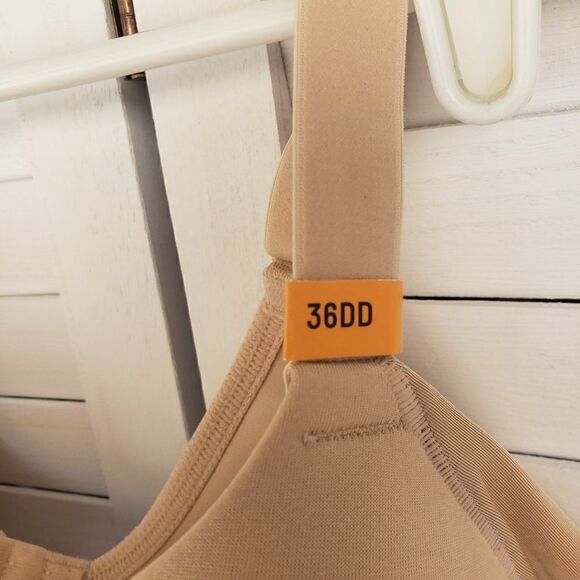 NWOT Vanity Fair Padded Bra Nude Size 36DD - Picture 2 of 5